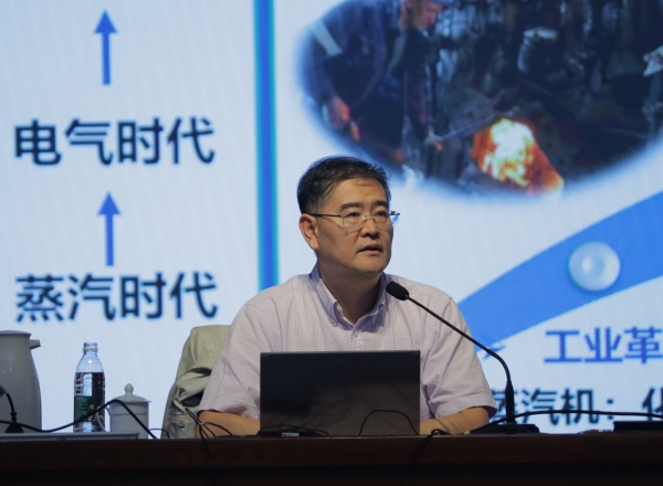 贺泓院士精彩讲座：走进神奇的环